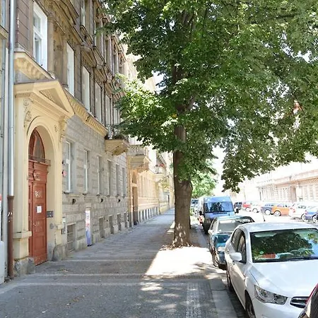 Karlin With Balcony * Prag